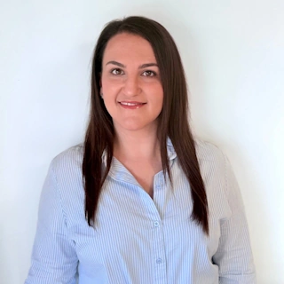 Foto de Arantxa, profesora y fundadora de la academia de oposiciones ConsigueTuOpo.